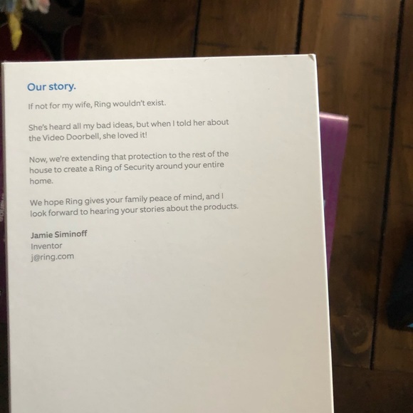 Ring spot light camera with battery brand new - Picture 4 of 5